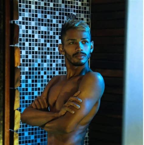 leo alfredo gay porn